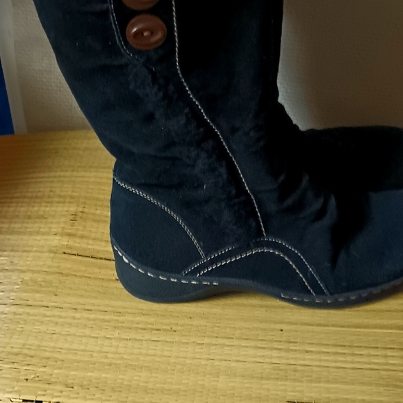 BareTraps Shoes Bare Traps Black Womens Size 8 Boots Poshmark